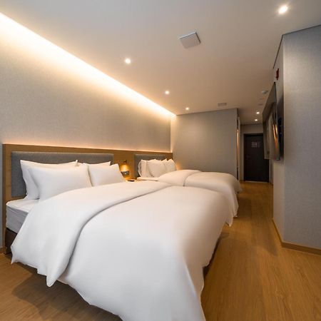 Comfort Inn Yeouido Сеул Екстериор снимка