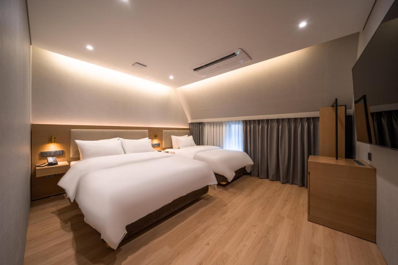 Comfort Inn Yeouido Сеул Екстериор снимка