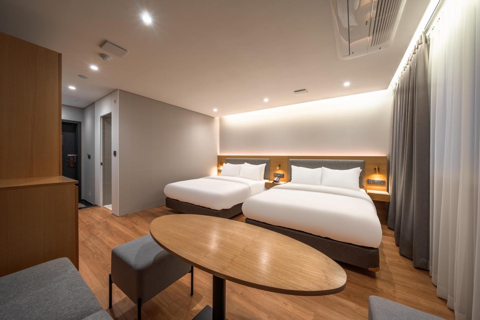Comfort Inn Yeouido Сеул Екстериор снимка